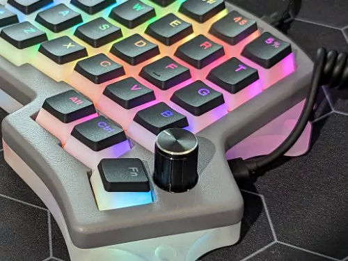 Photograph of a custom keyboard, being a Keebio Iris.